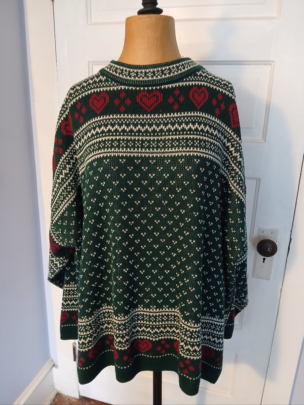 Vintage 80's STEFANO Green Fair Isle Heart Pattern Women's Sweater. Large